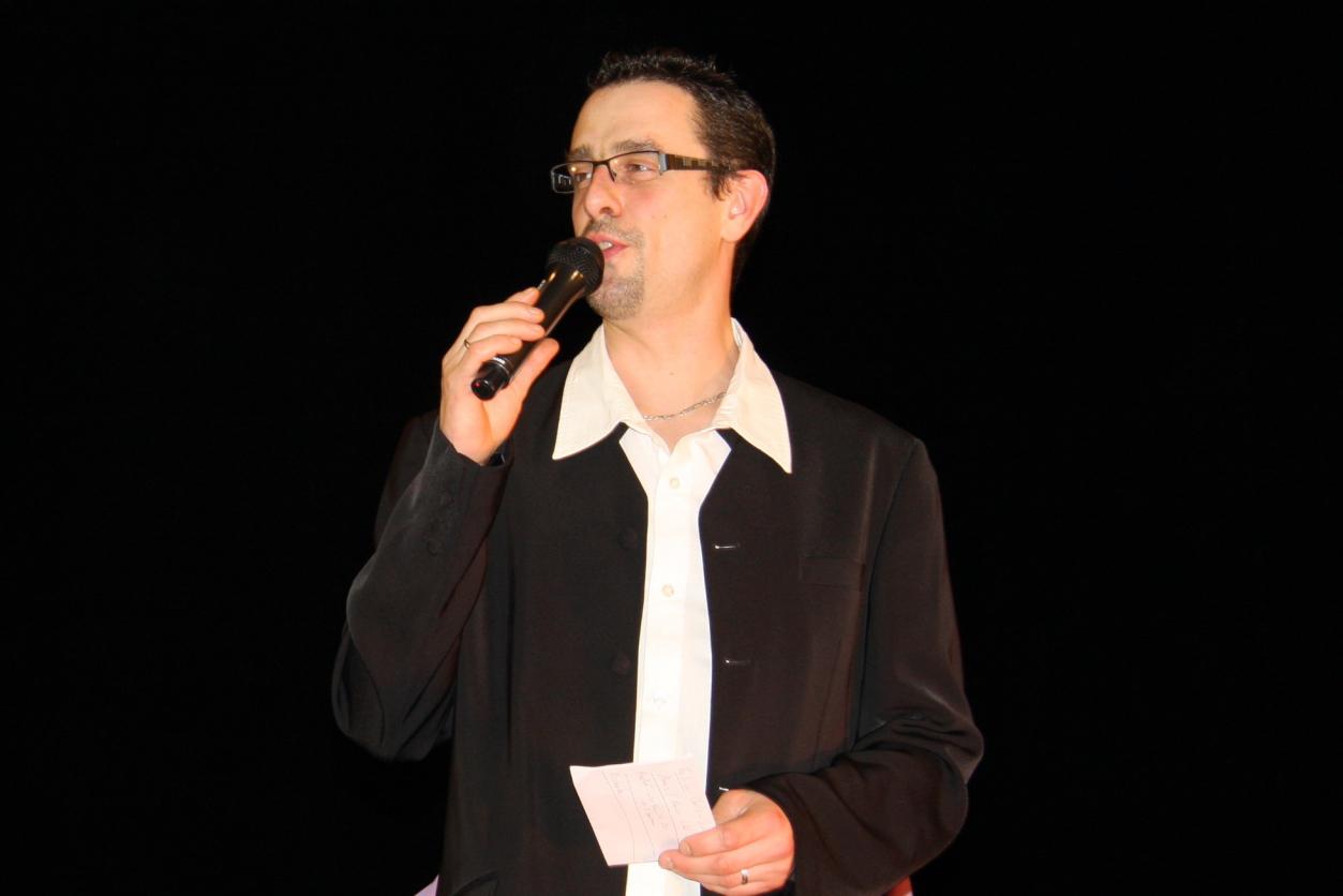 Christophe MARTEL, présentateur de cette soirée et animateur de Radio TOTEM.