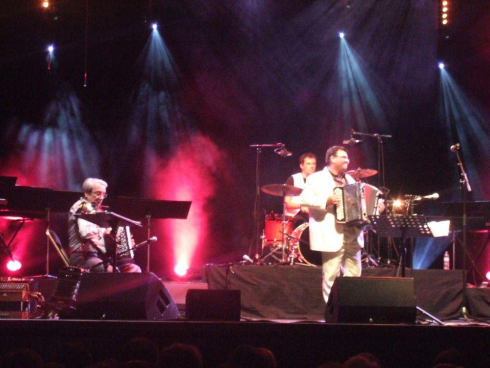 Christophe ANDRIEUX sur la scène de l'Olympia.