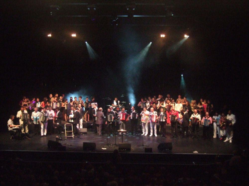 Belle brochette d'accordéonistes !