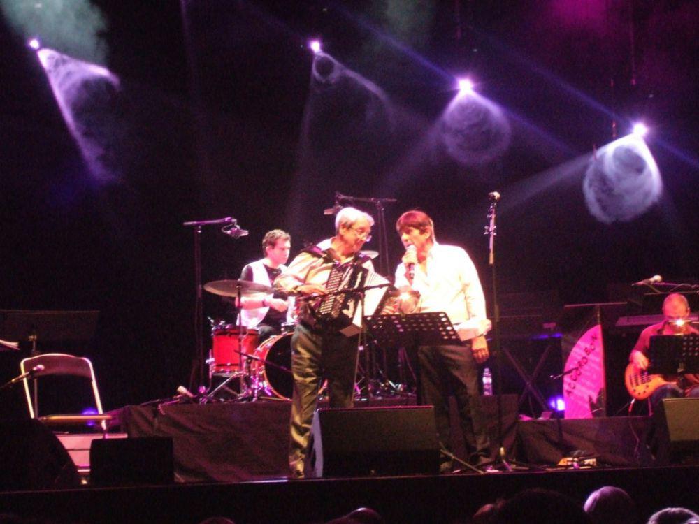 André ROQUES et Sand BARA (Région Parisienne).